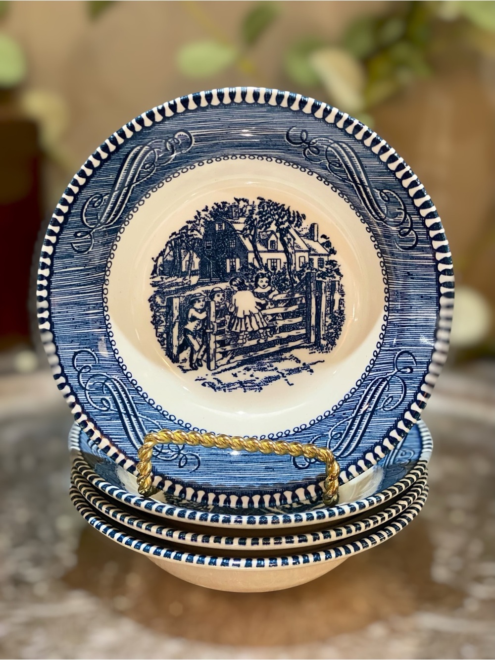 Vintage Currier & Ives Royal Set 4 Fruit Dessert Berry Bowls Blue White 5.5”